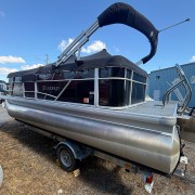 2021 Godfrey SW2086CX